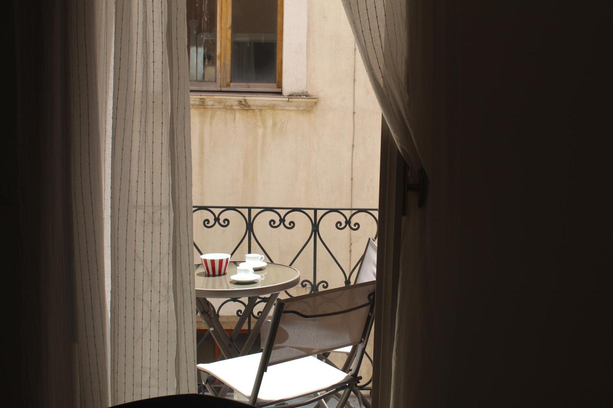 Suite Al Castello Сассари Экстерьер фото